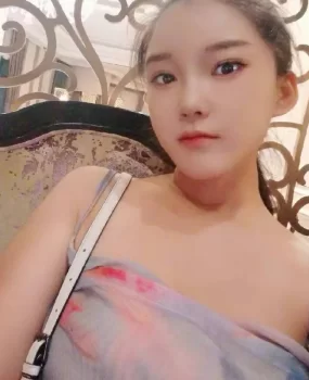 漂亮少妇身材好