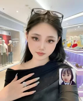 01后让人欲罢不能的纯欲极品反差骚货