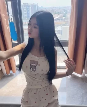 小萝莉大玉胸