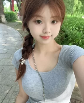 萌妹子（三点粉）