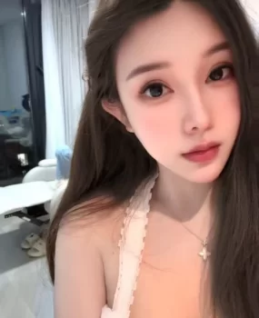 03年御姐，颜值很高