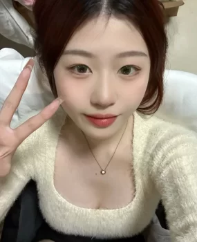 风流时尚美少女