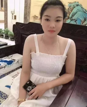 桂林大奶妹