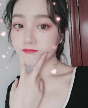 刚刚下海小骚美女 随便骑