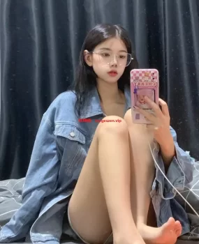 贵阳甜美兼职学妹真实本人自己做水多逼紧各种姿势等你解锁